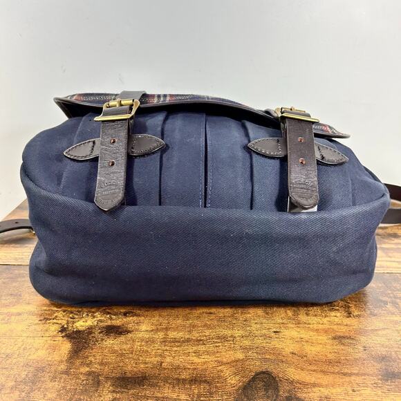 Filson X Brooks Brothers Medium Field Bag - Made in USA - Rare - Picture 5 of 13